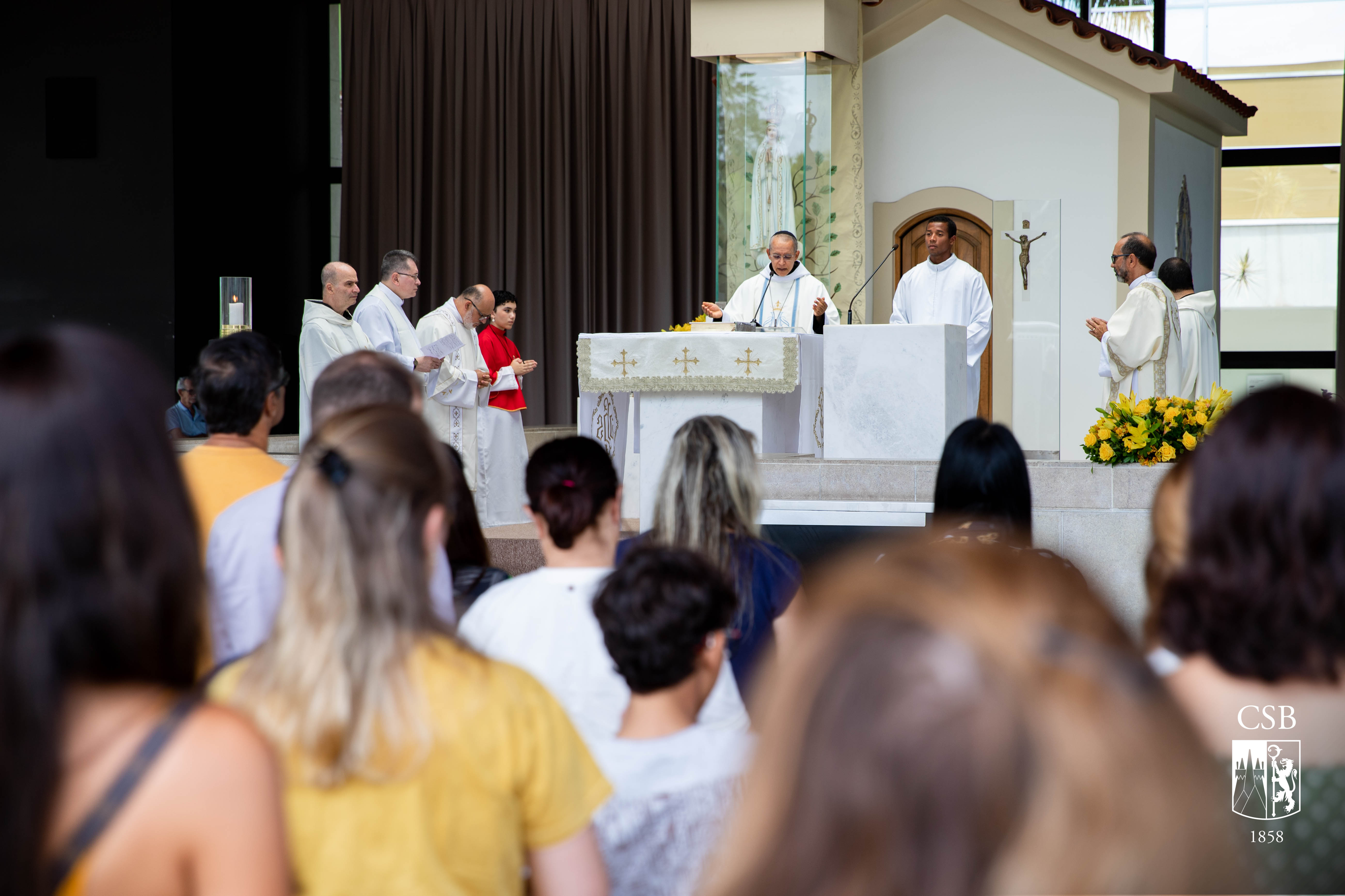 Comunidade Beneditina visita Santuário de Nossa Senhora de Fátima