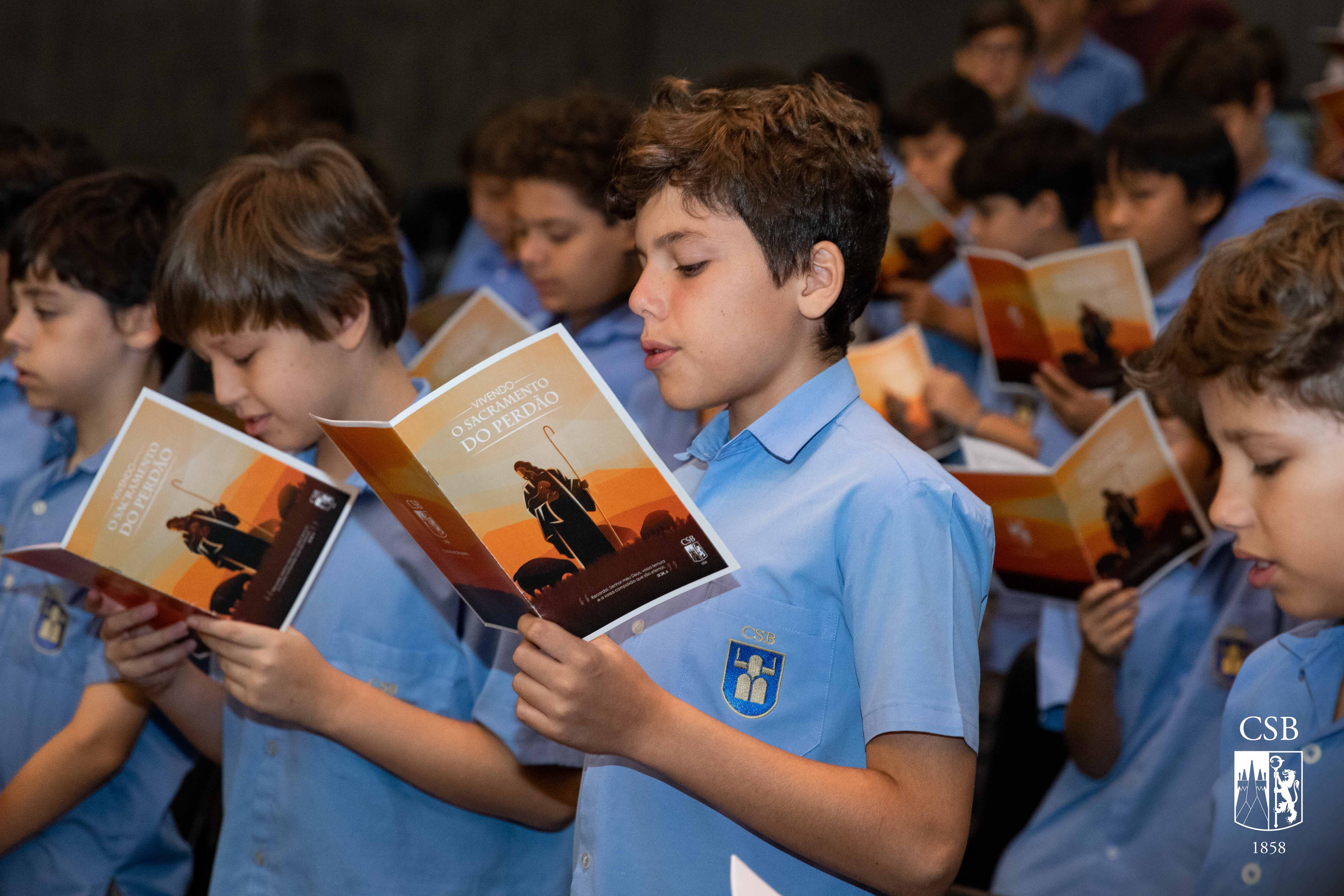 EFII e EM participam de Celebração Penitencial