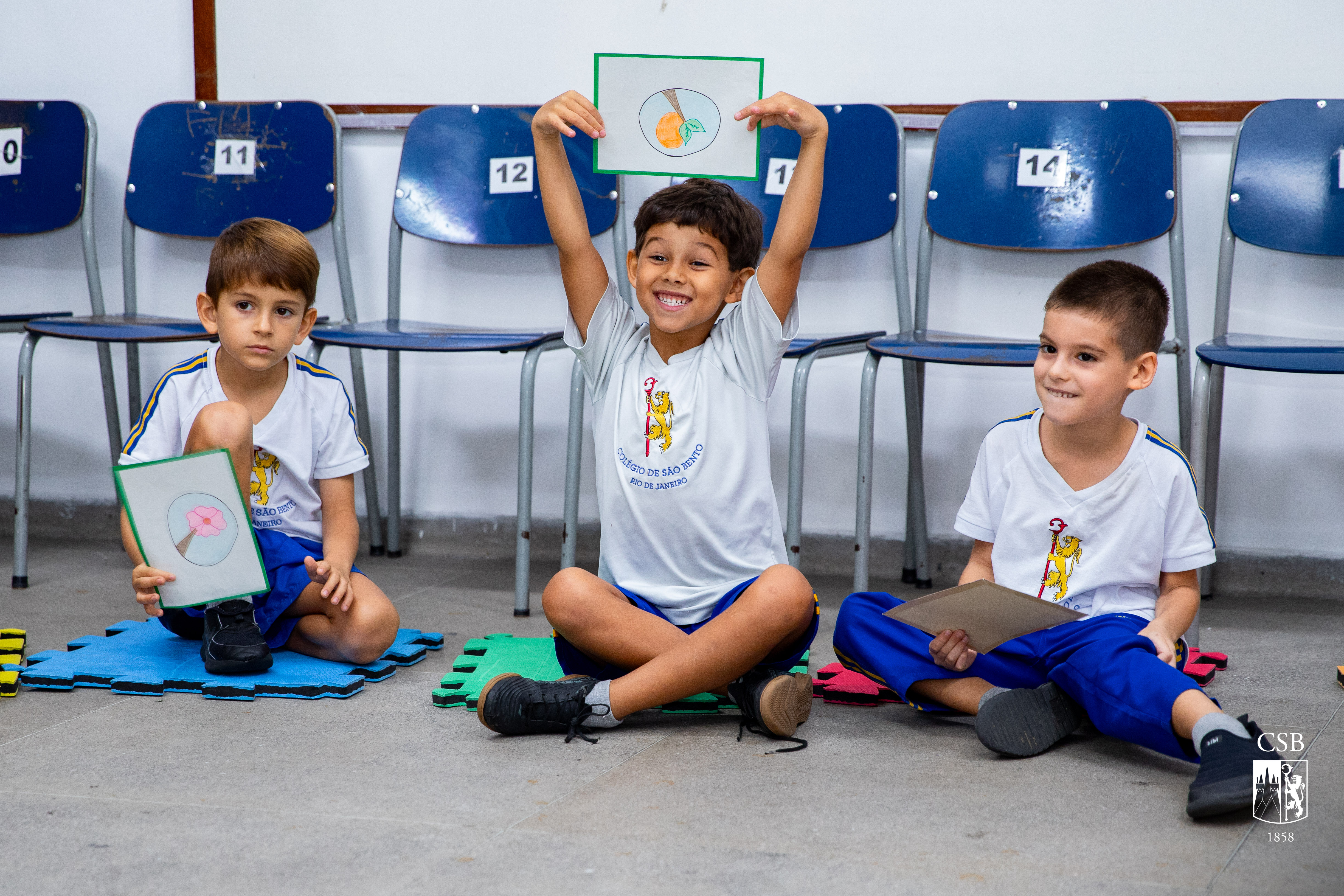 Alunos do 1º ano EF participam de História Cantada