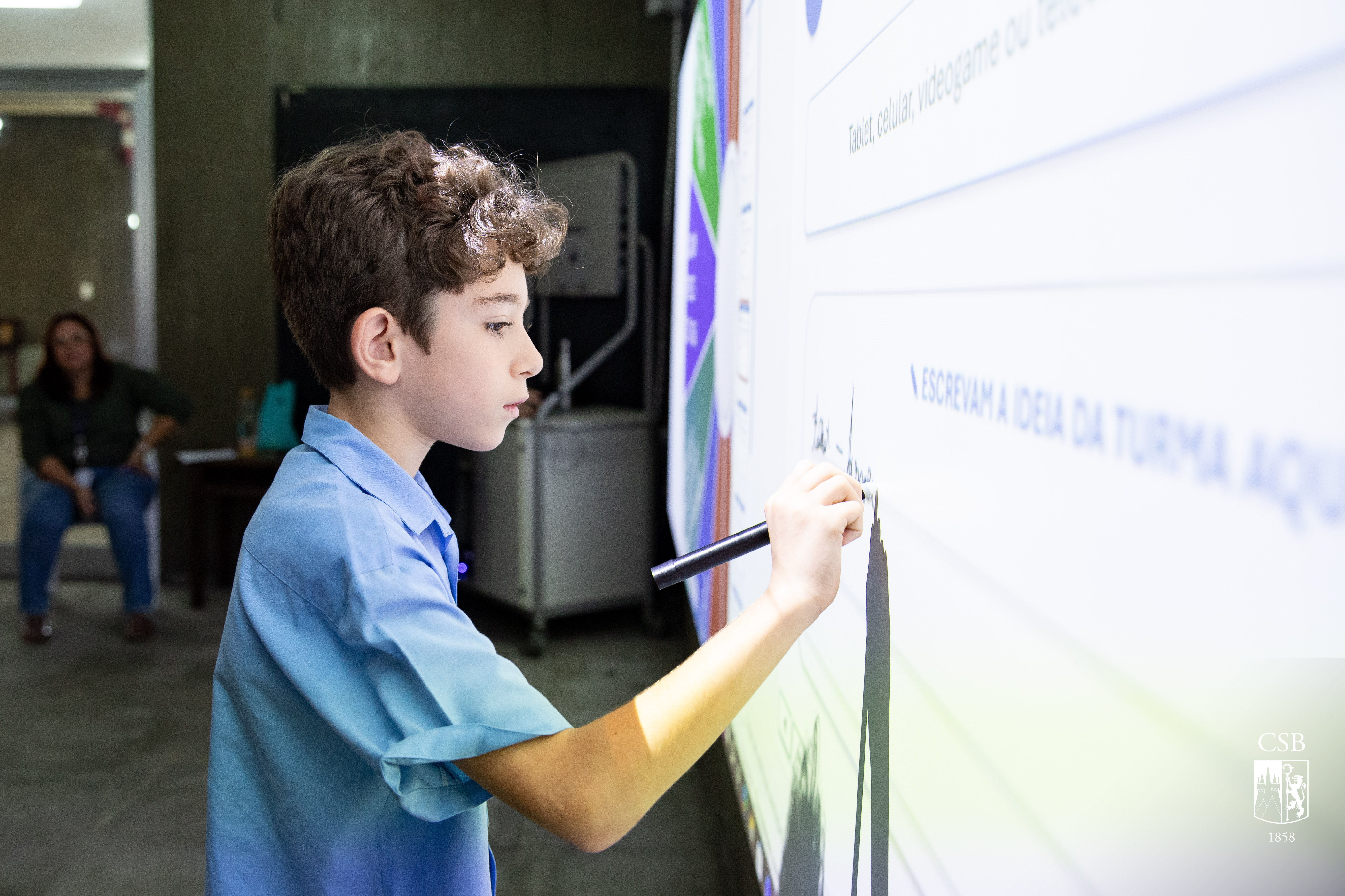 2º ano EF reflete sobre o uso de telas em atividade multidisciplinar